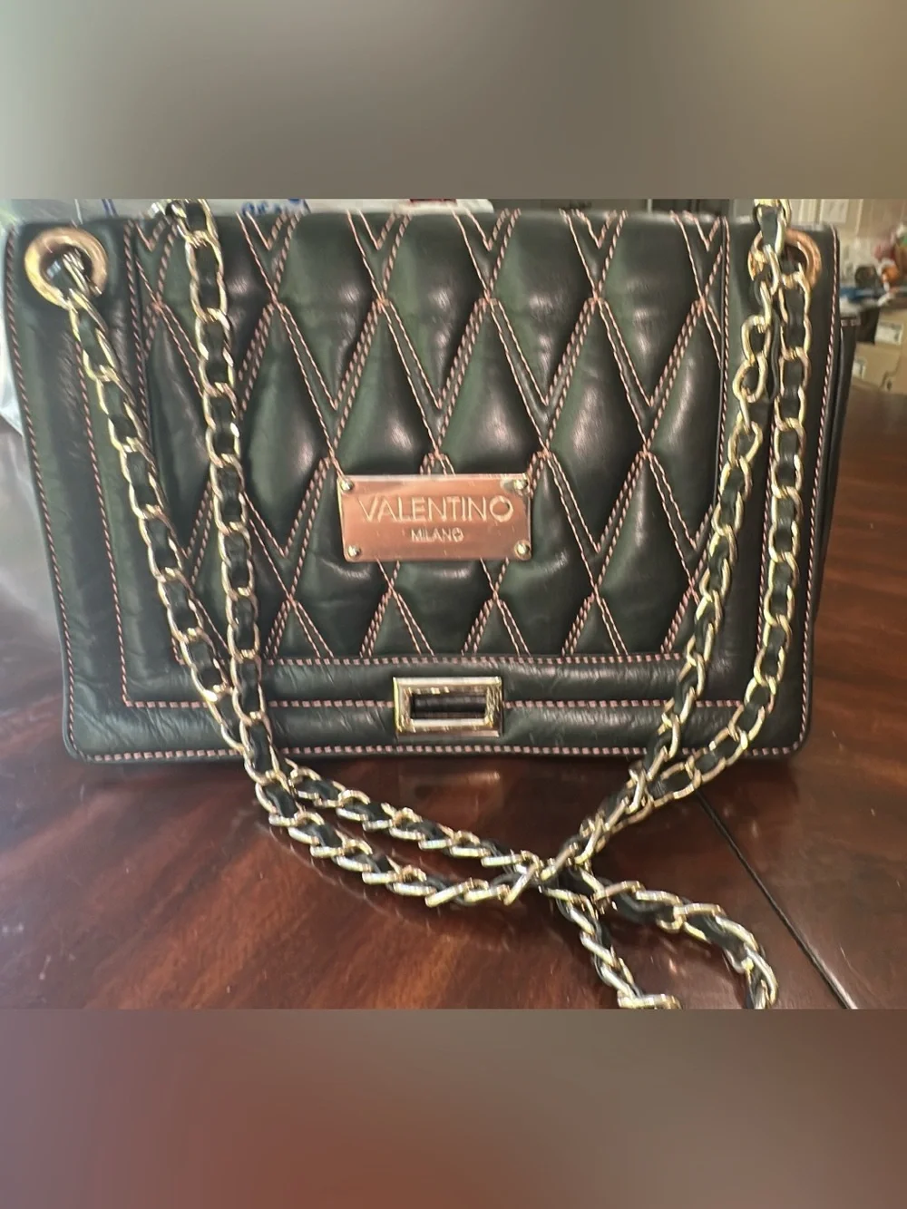 Valentino note see