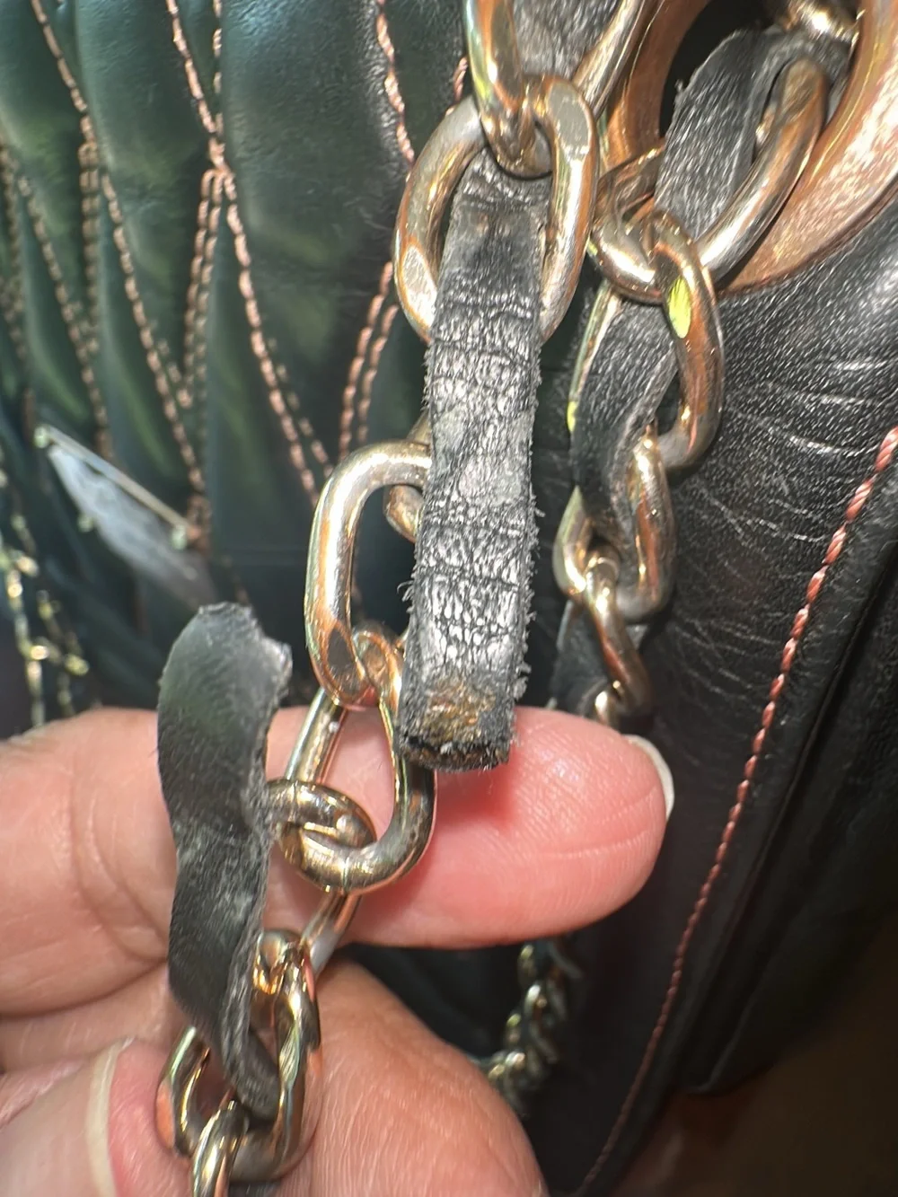Valentino note see