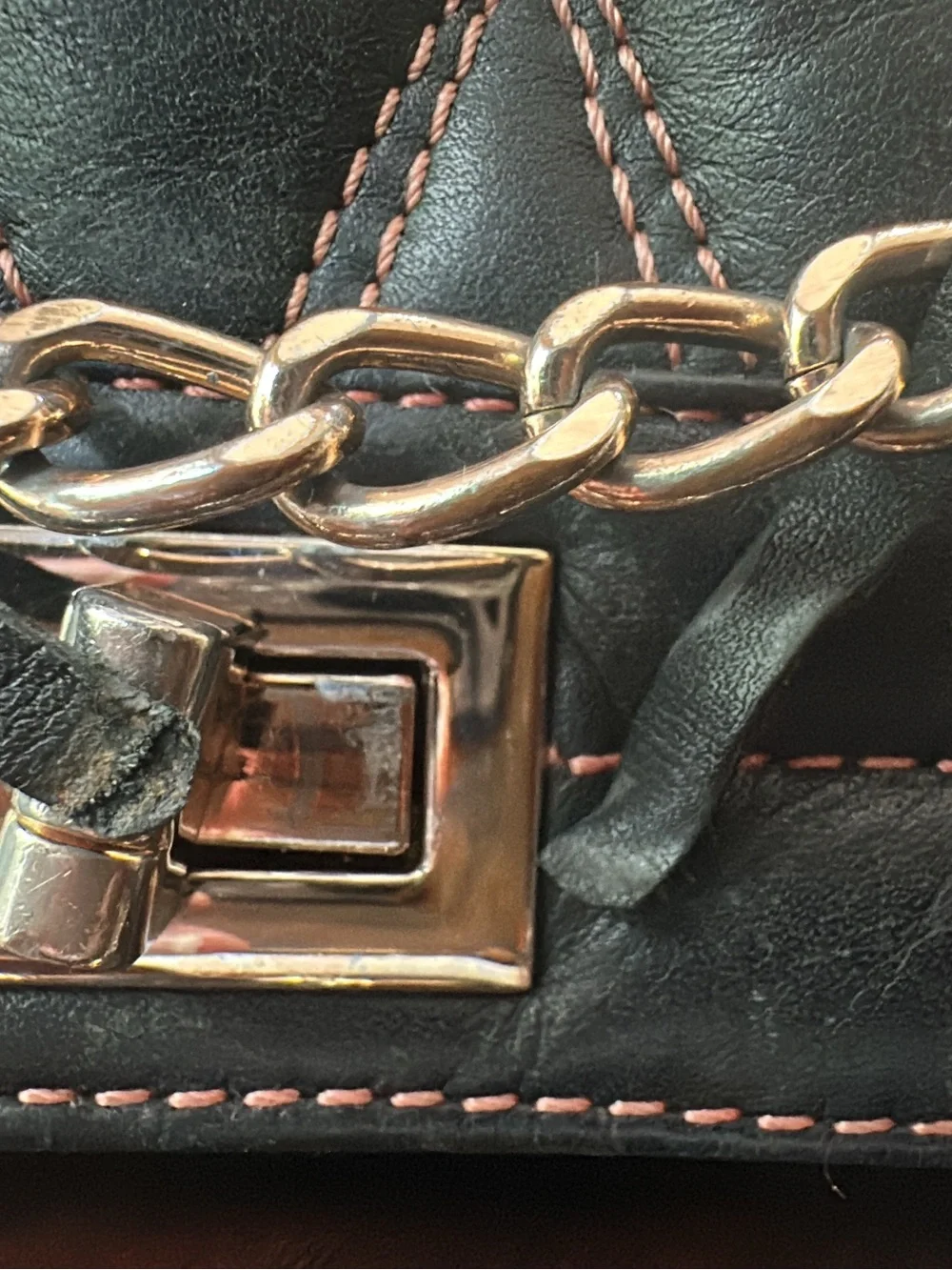 Valentino note see