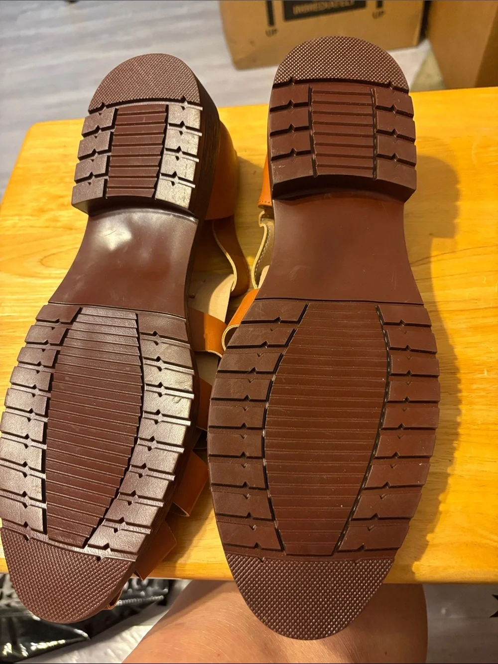 N/A buckle color
