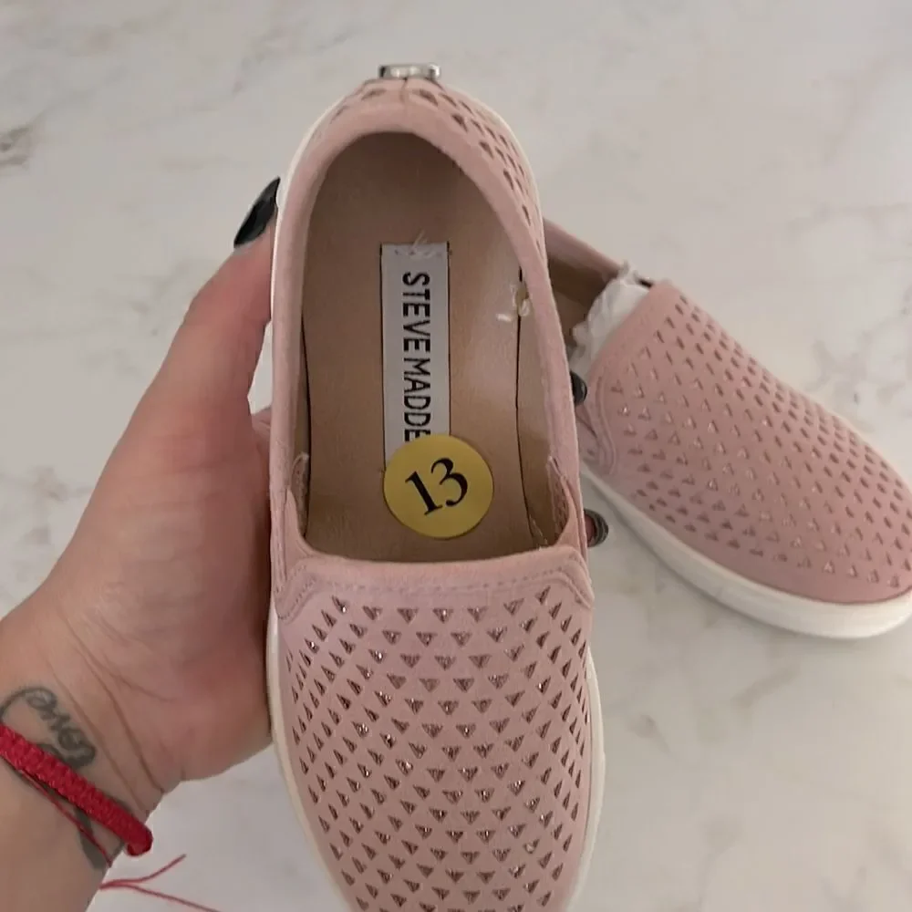 Steve Madden new never