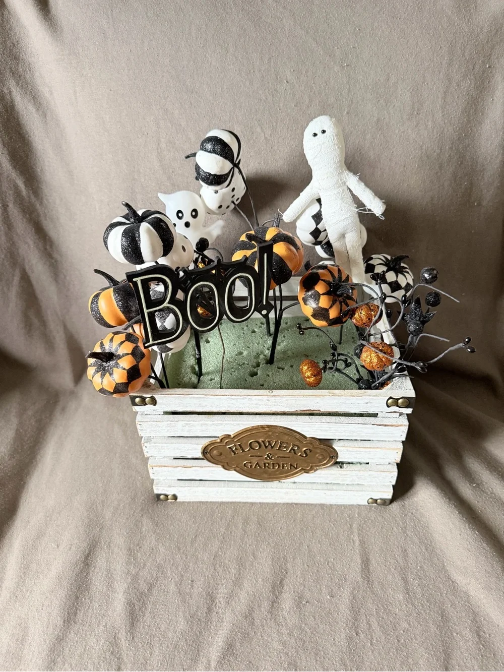 Halloween Boo Pumpkin and Mummy Tabletop Arrangement - White, Black, Orange