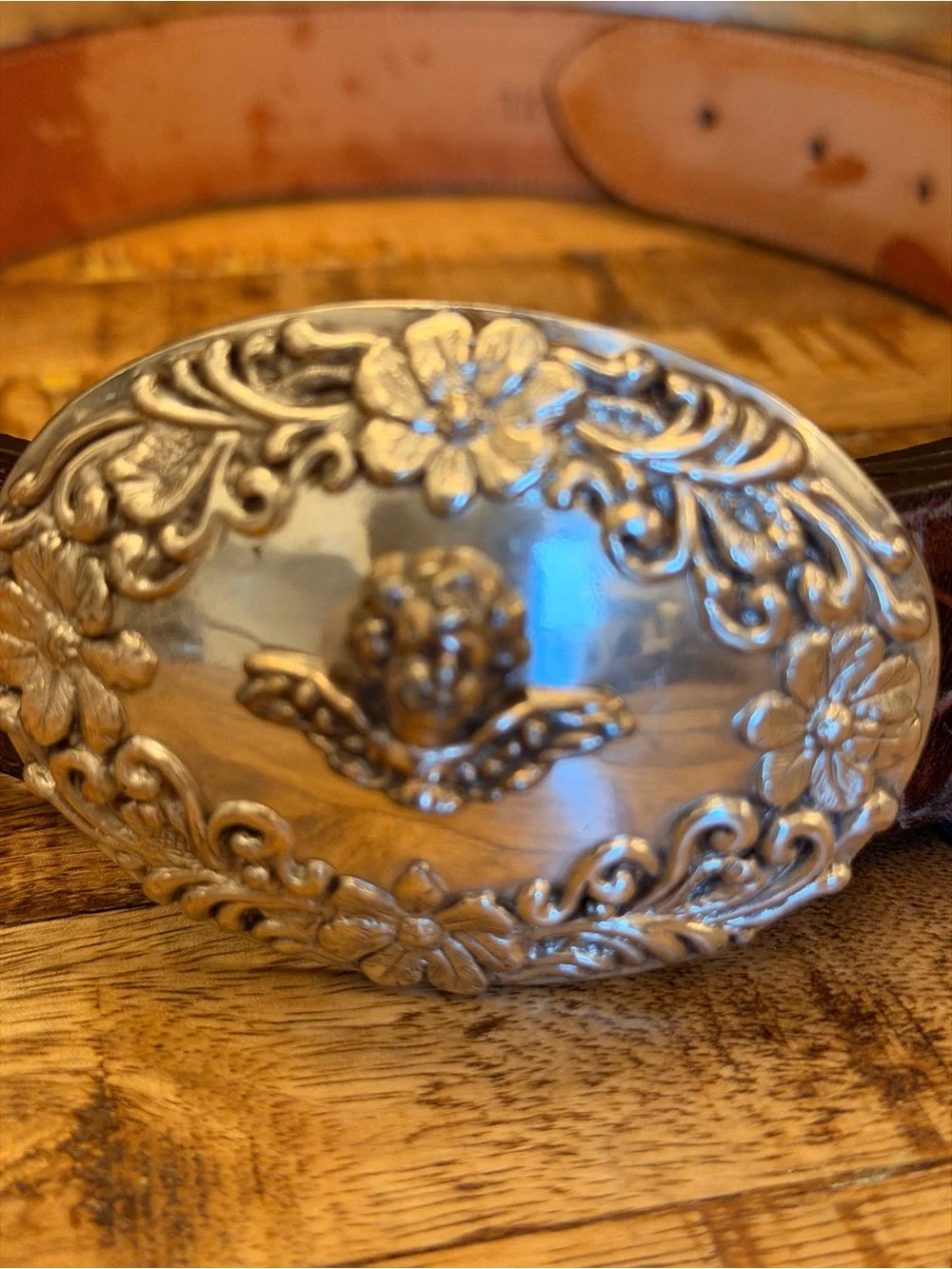 N/A vintage lady