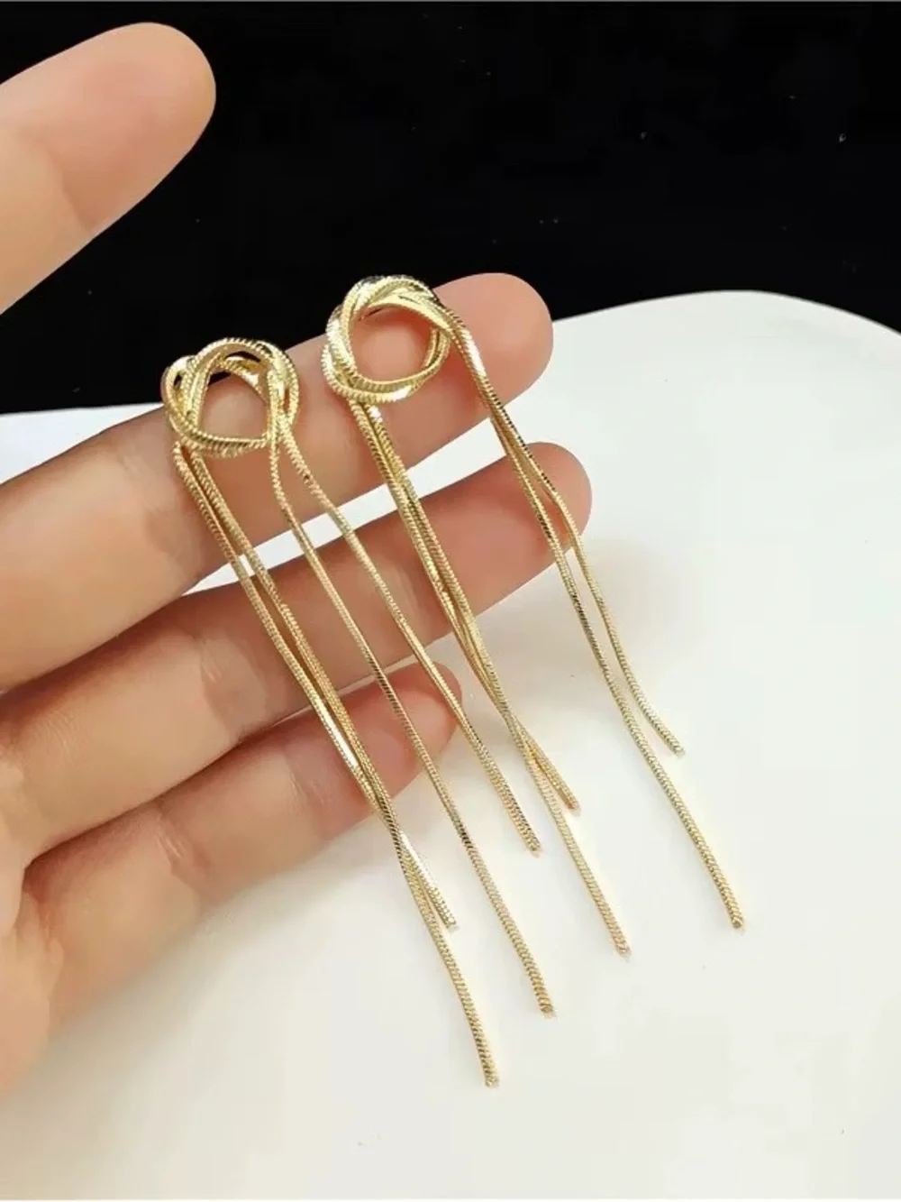 *** High-Quality Gold Knot Drop Fringe Earrings - Women Jewelry