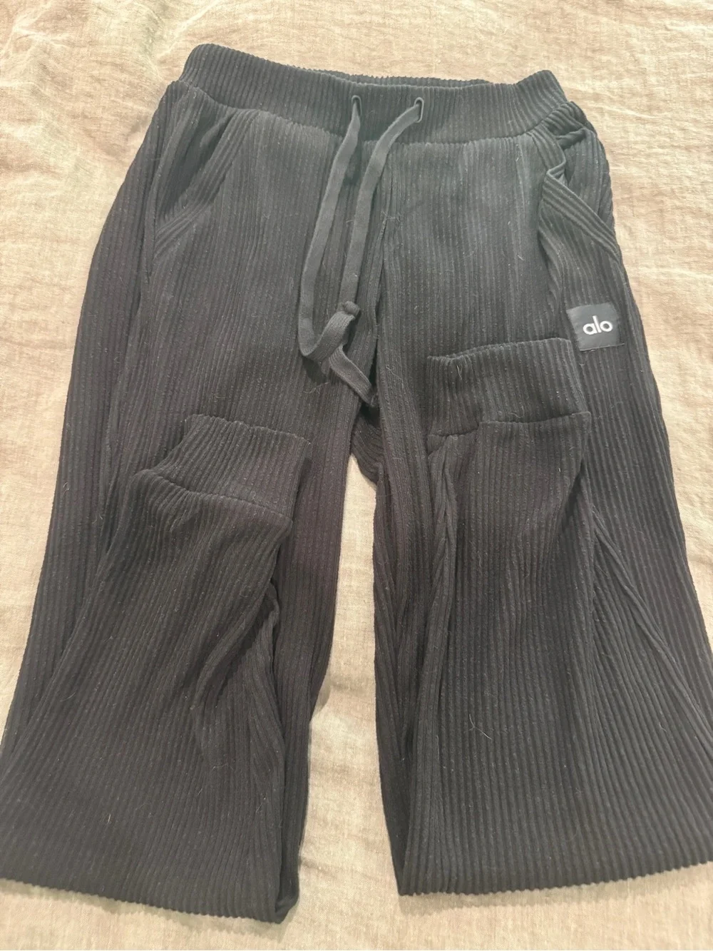 ALO Yoga comfortable ribbed
