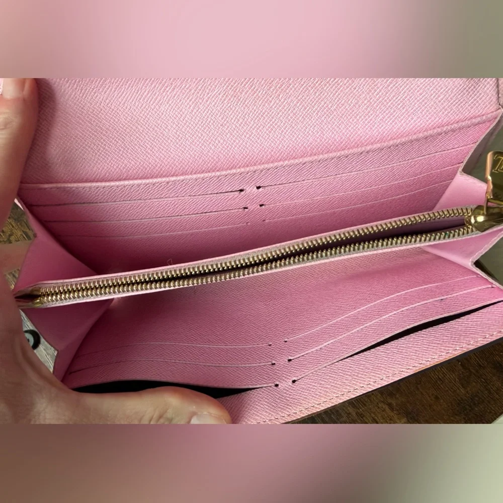 Louis Vuitton Transatlantic Illustre Sarah Wallet Monogram Rose Ballerine
