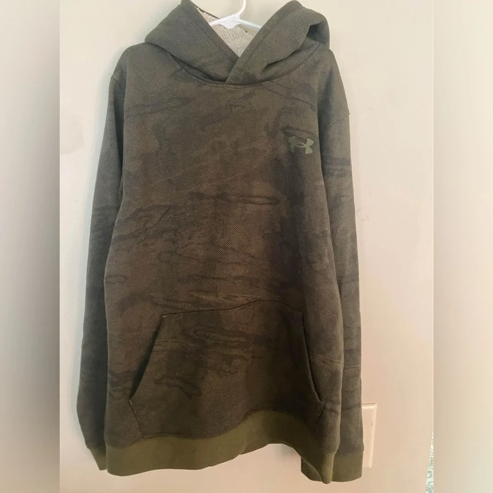 Under Armour Hoodie