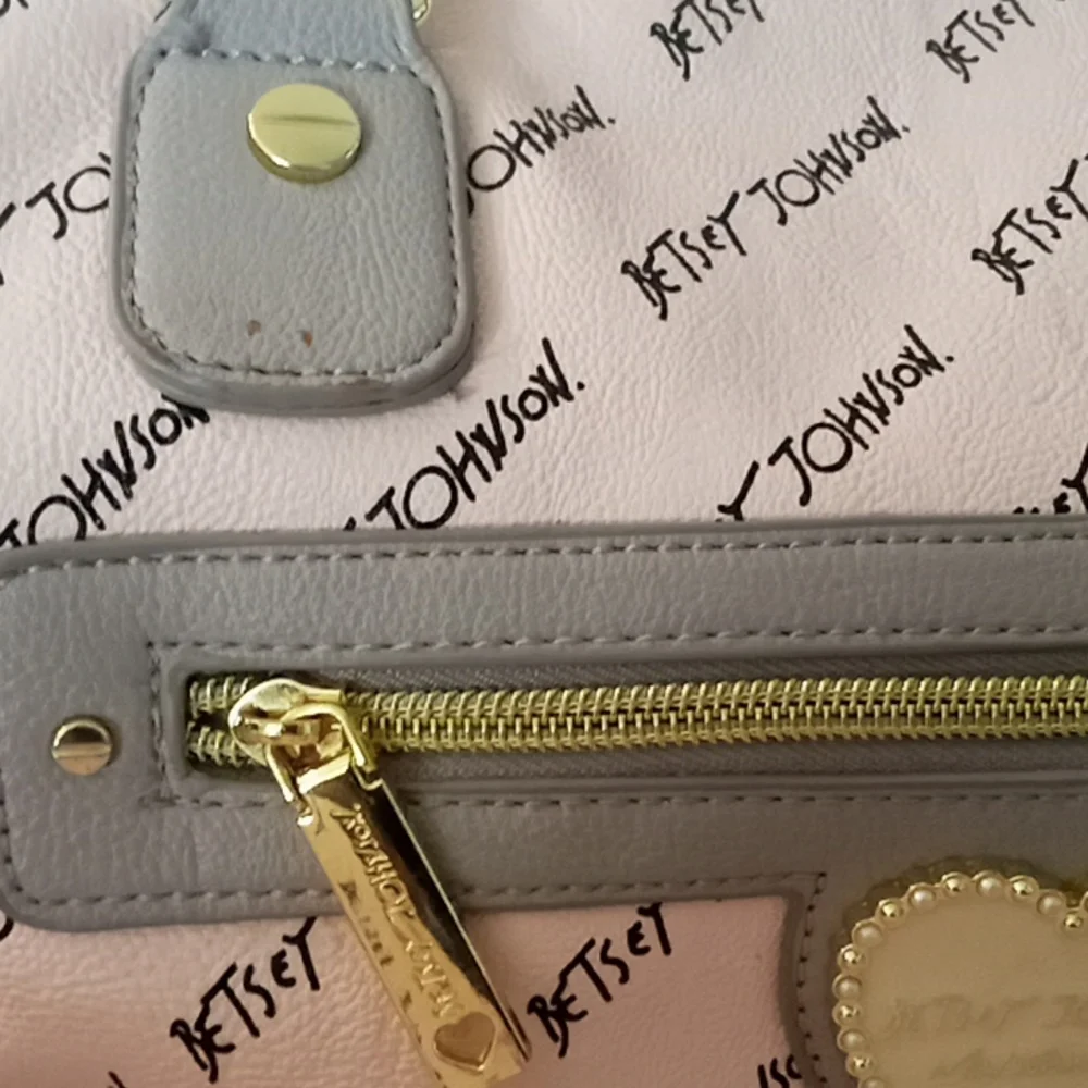 Betsey Johnson questions leave