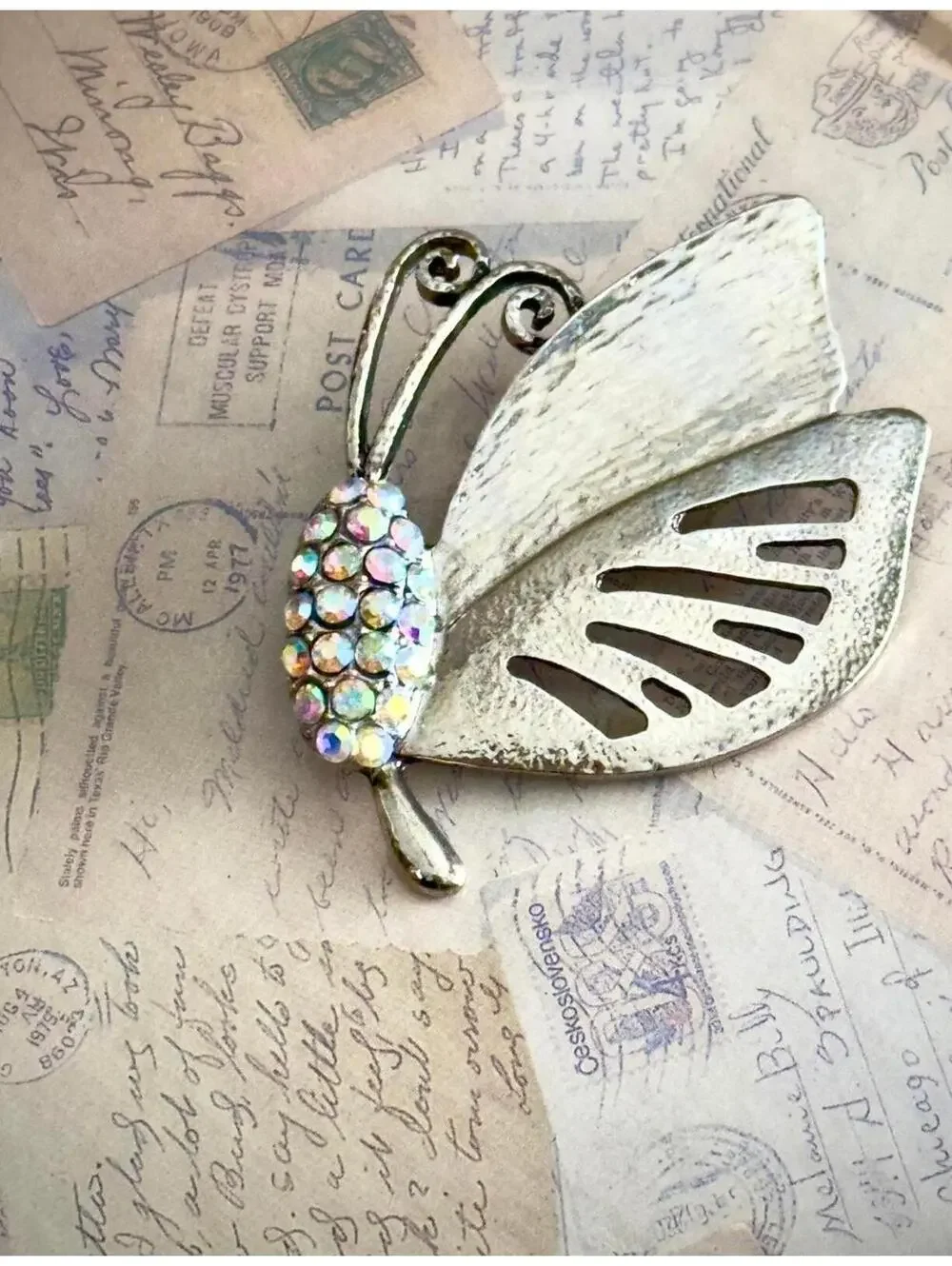 Vintage gentle symbol