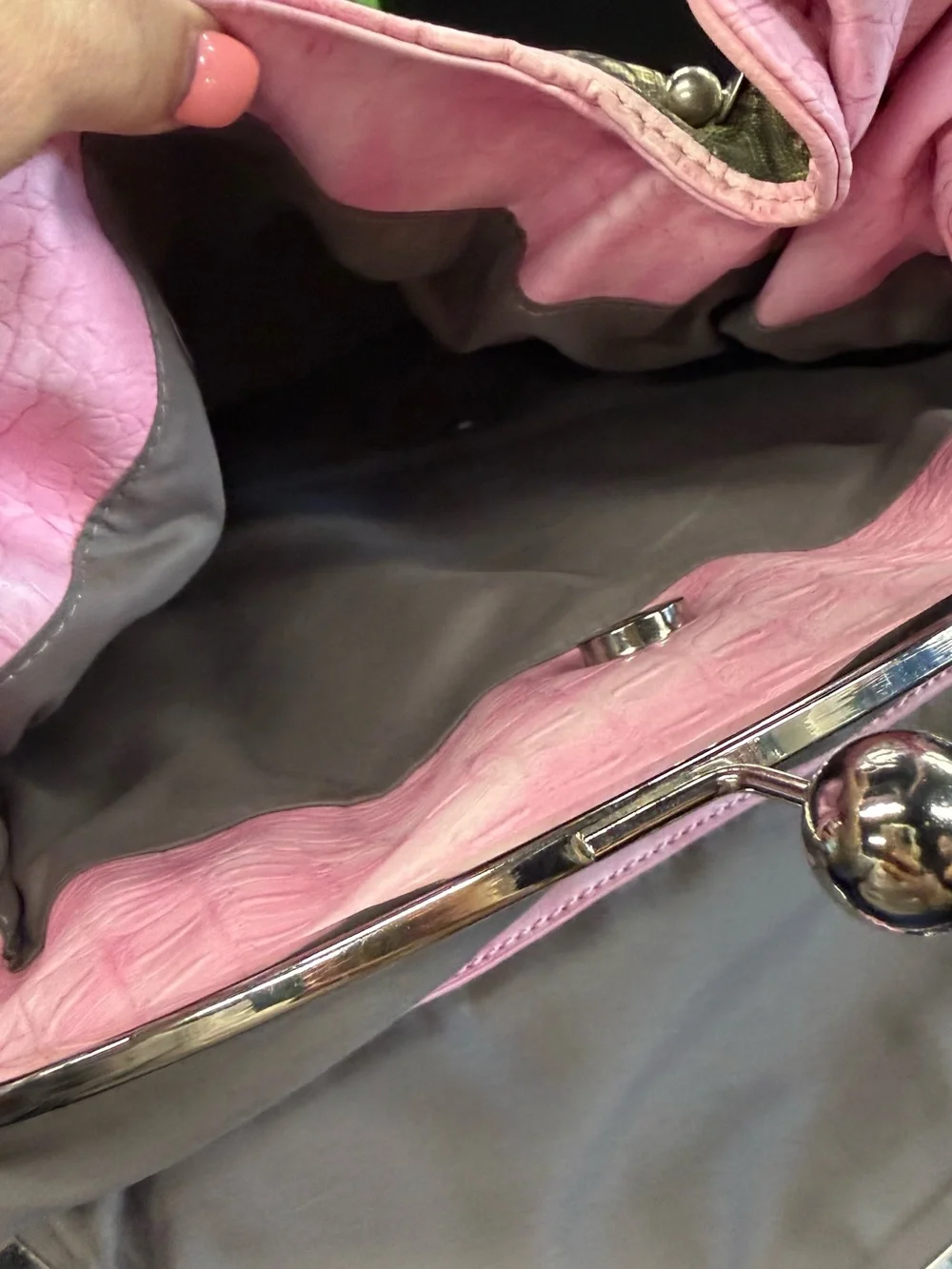 Pink Camo Shoulder Bag Kiss Lock Croc Embossed Boutique McBling Country Glam