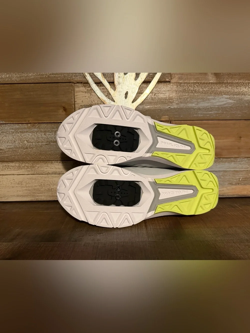 Pearl Izumi clip get