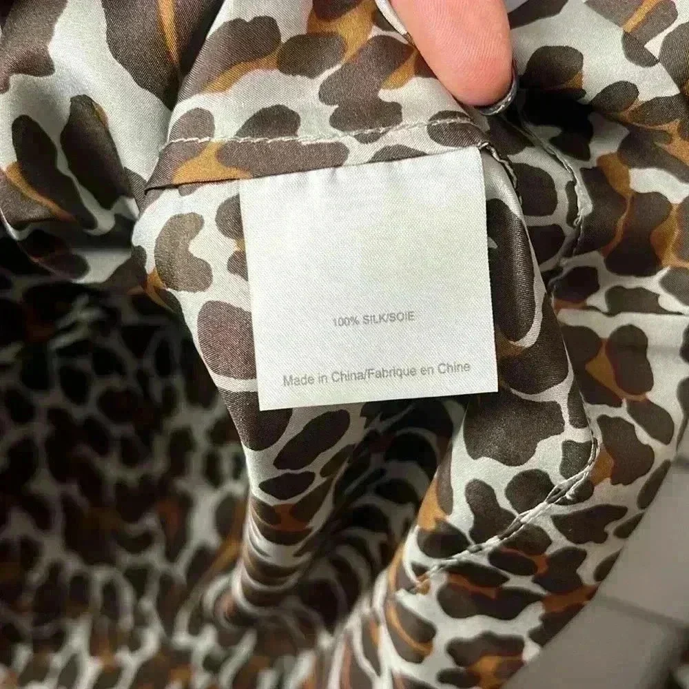 Tory Burch Leopard Print 100% Silk Long Sleeve Top Size 2