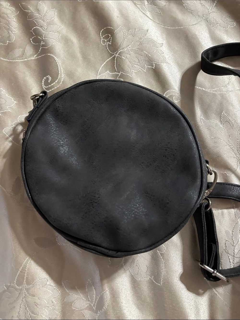 UNIONBAY round crossbody
