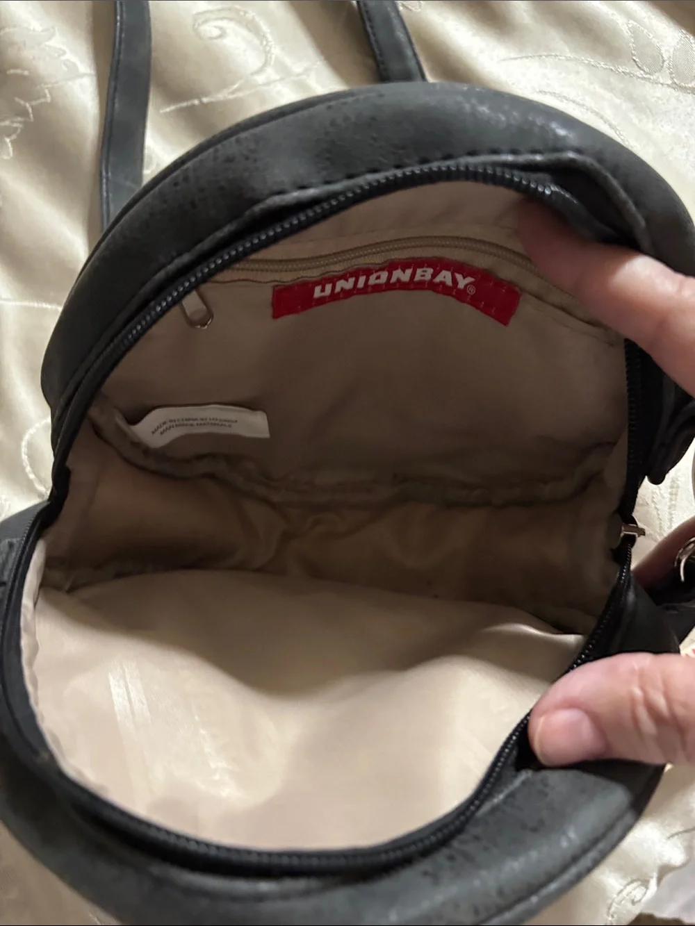 UNIONBAY round crossbody