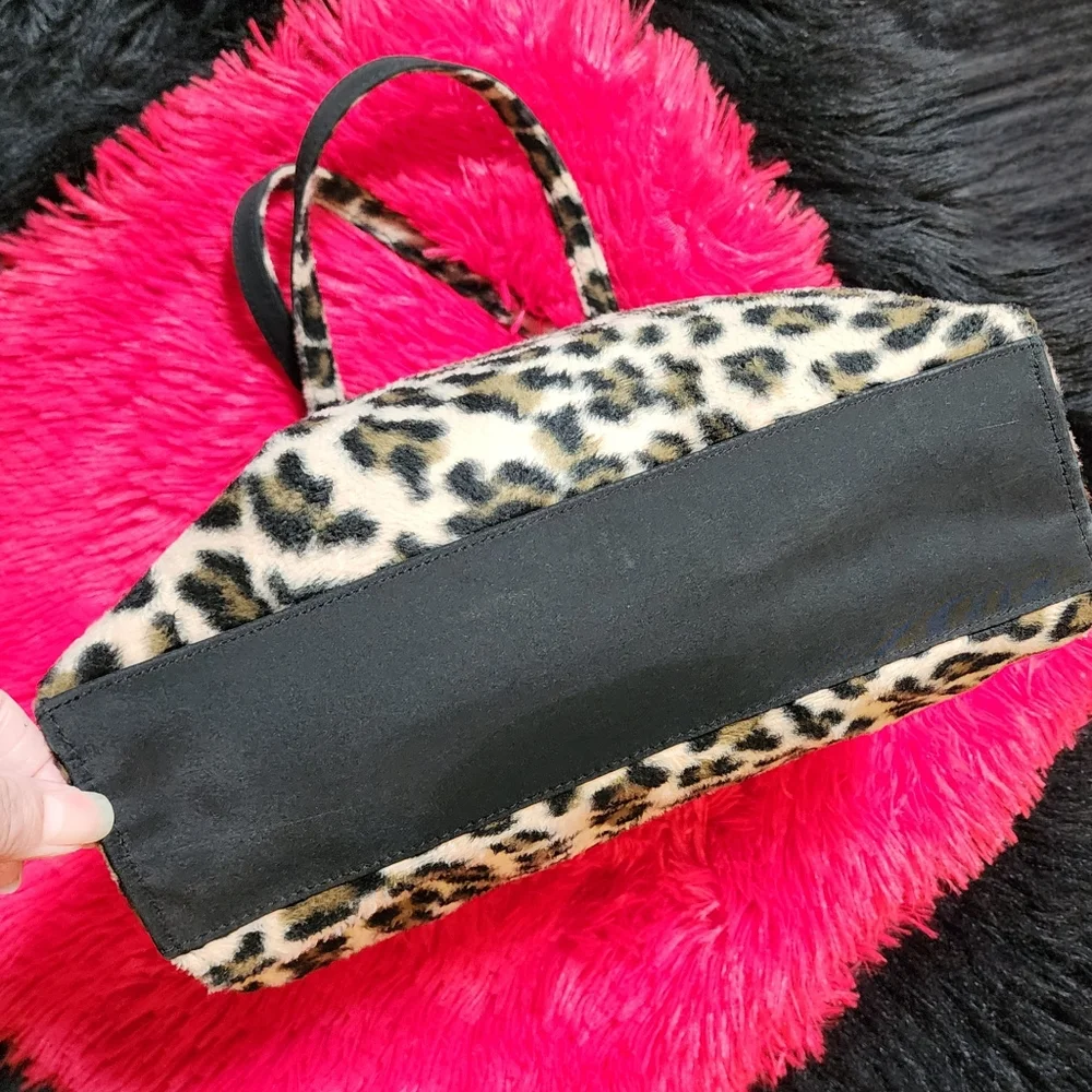 N/A print faux small