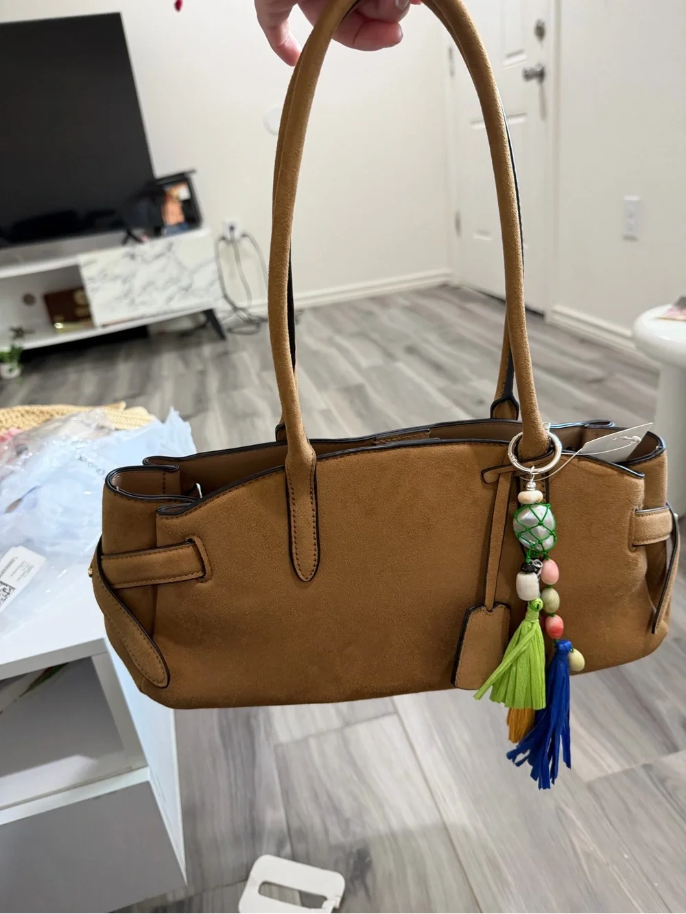 H&M touch neutral carrying
