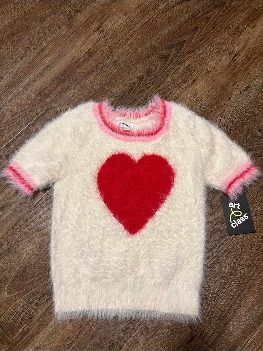 Girls art class Off White Fuzzy Short-Sleeve Sweater with Red Heart.