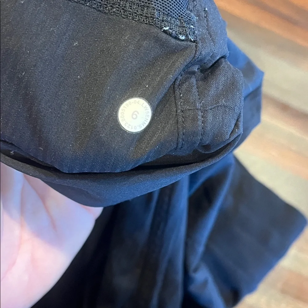 lululemon athletica comfortable black