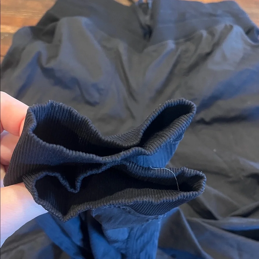 lululemon athletica comfortable black