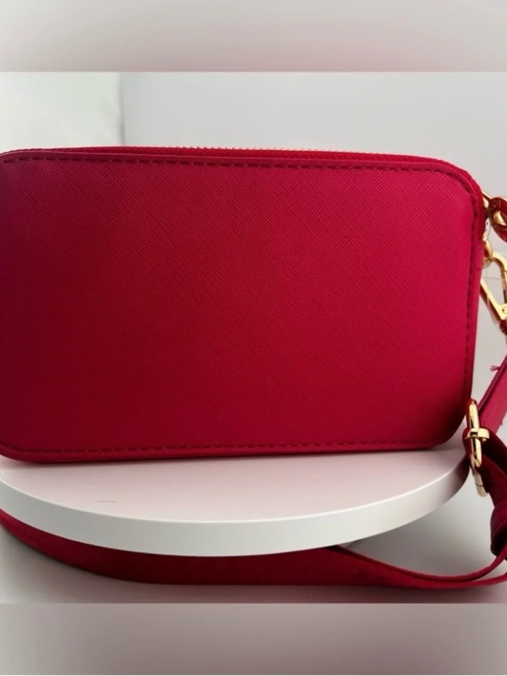 Valentino zip use