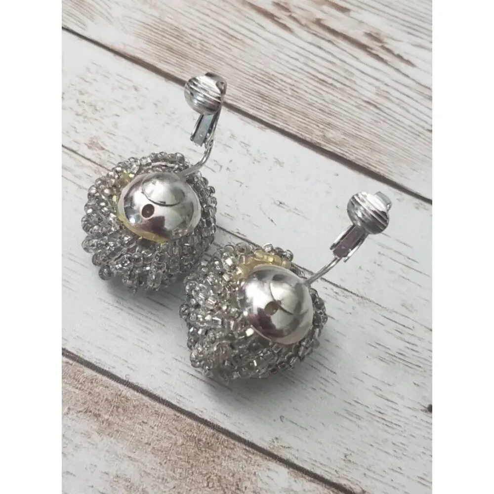 Vintage clip earrings