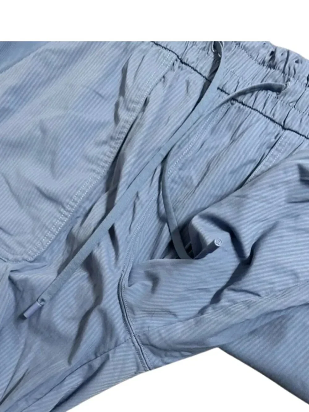 lululemon athletica excellent pre