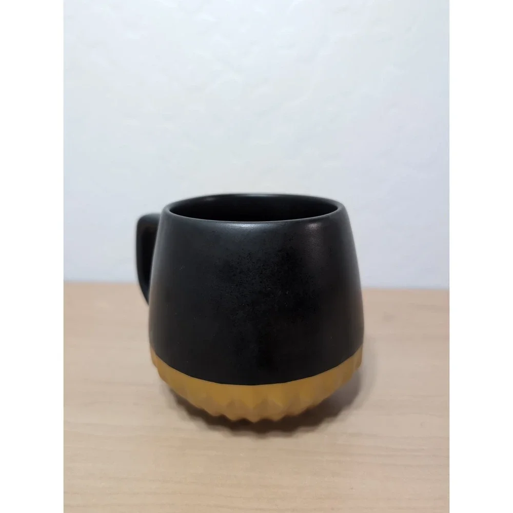 Walt Disney World 50th Anniversary STARBUCKS Coffee Luxe Mug Cup Black and Gold