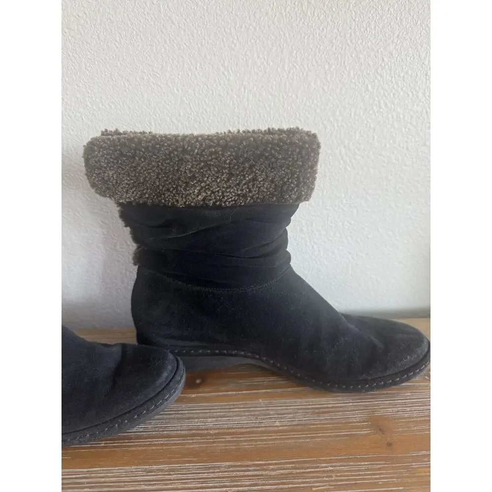 Stuart Weitzman Black Suede Ankle Boots Shearling Accents Foldover Women’s Sz 8
