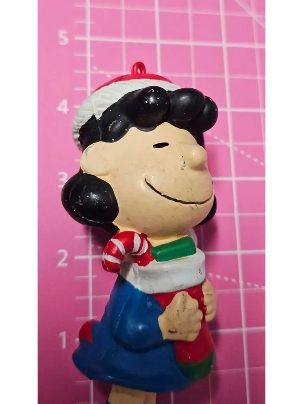 Vintage Peanuts Lucy Christmas Figurine Santa Hat & Stocking Holiday Decor, Read