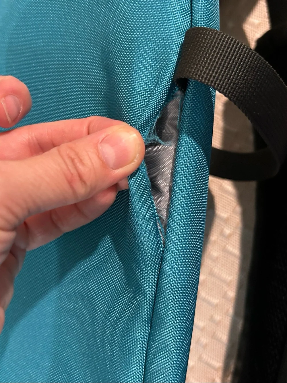 Patagonia teal messenger