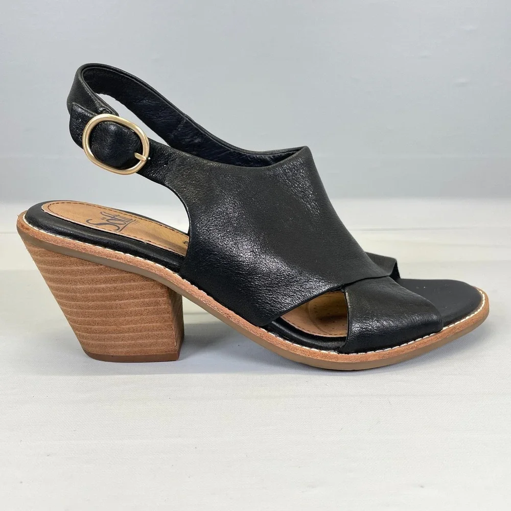 Sofft Mendi Slingback Heeled Sandals Womens Size 7 M Black Leather Buckle Shoes