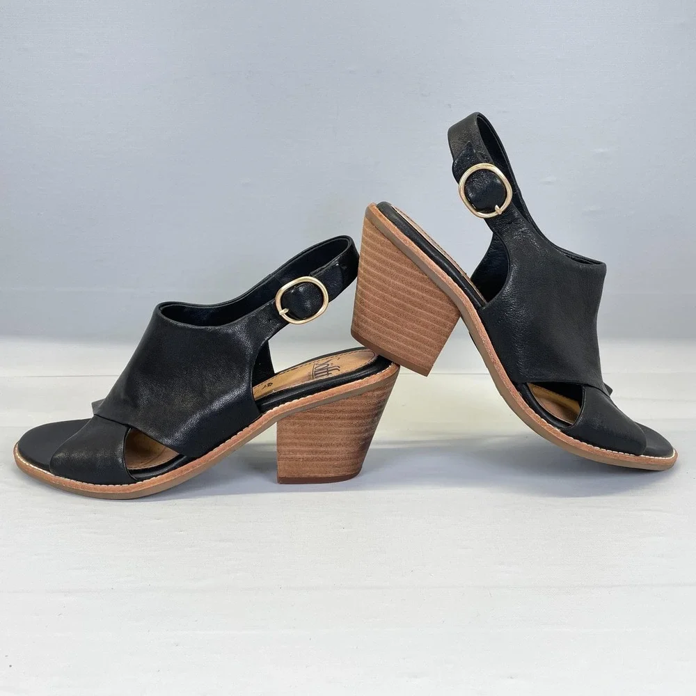 Sofft Mendi Slingback Heeled Sandals Womens Size 7 M Black Leather Buckle Shoes