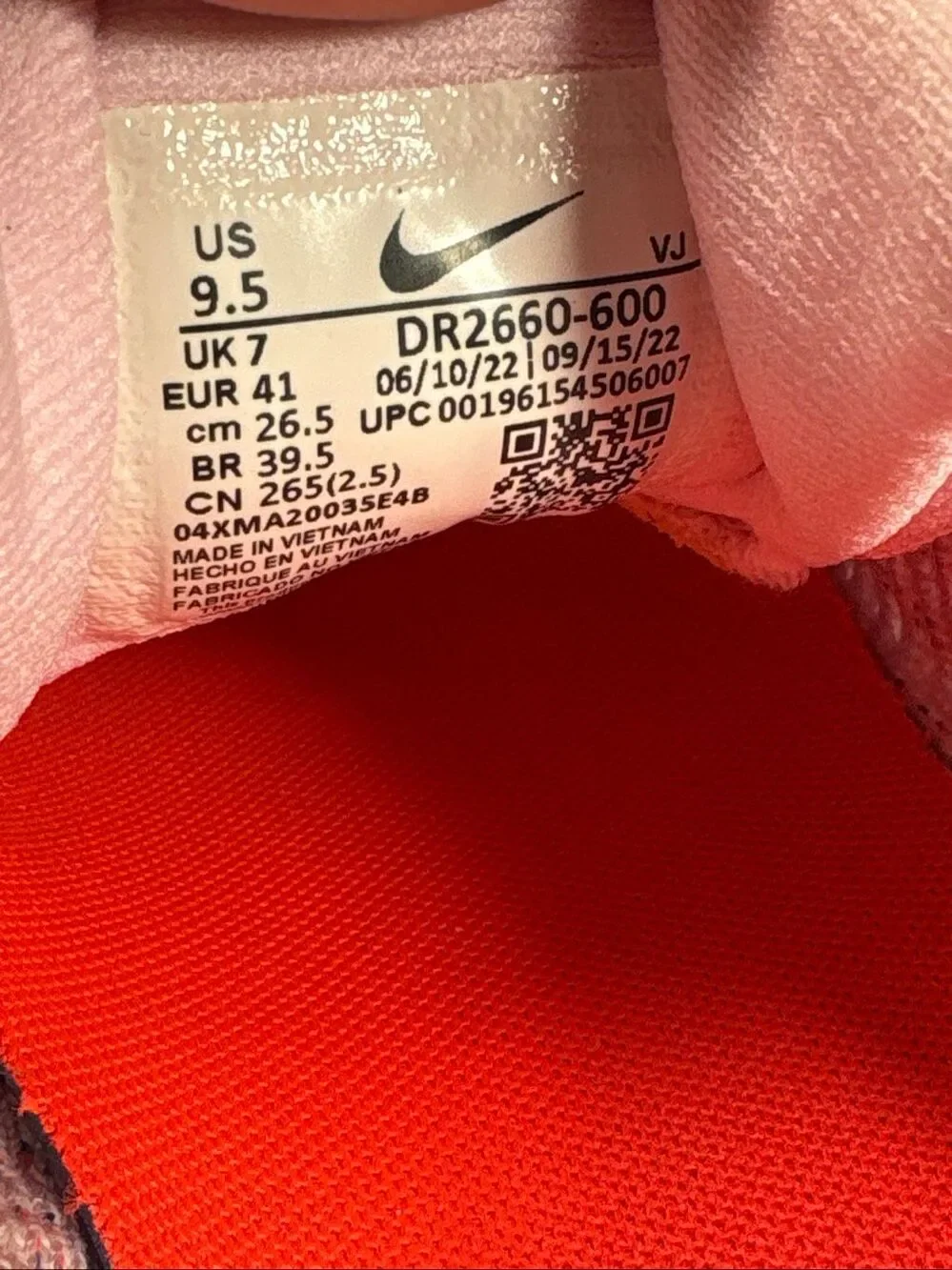 Nike ZoomX Invincible Run Flyknit 3 Pink Bright Crimson Womens 9.5 DR2660-600