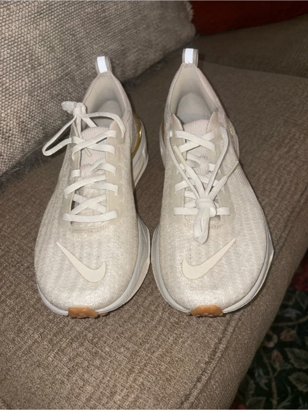 Nike Women’s Light Invincible Run 3
