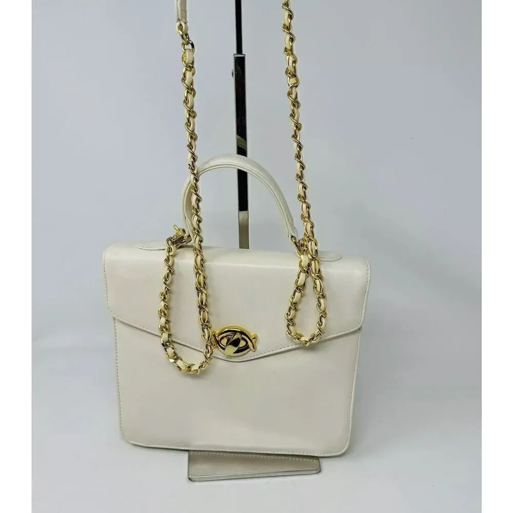 Giani Bernini this chic