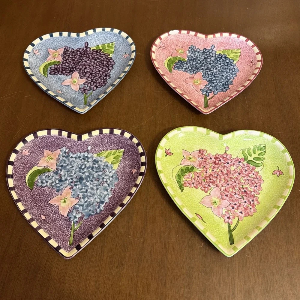 4 Laurie Gates Heart Floral Salad Luncheon Plates Pink, Green, Purple, Blue