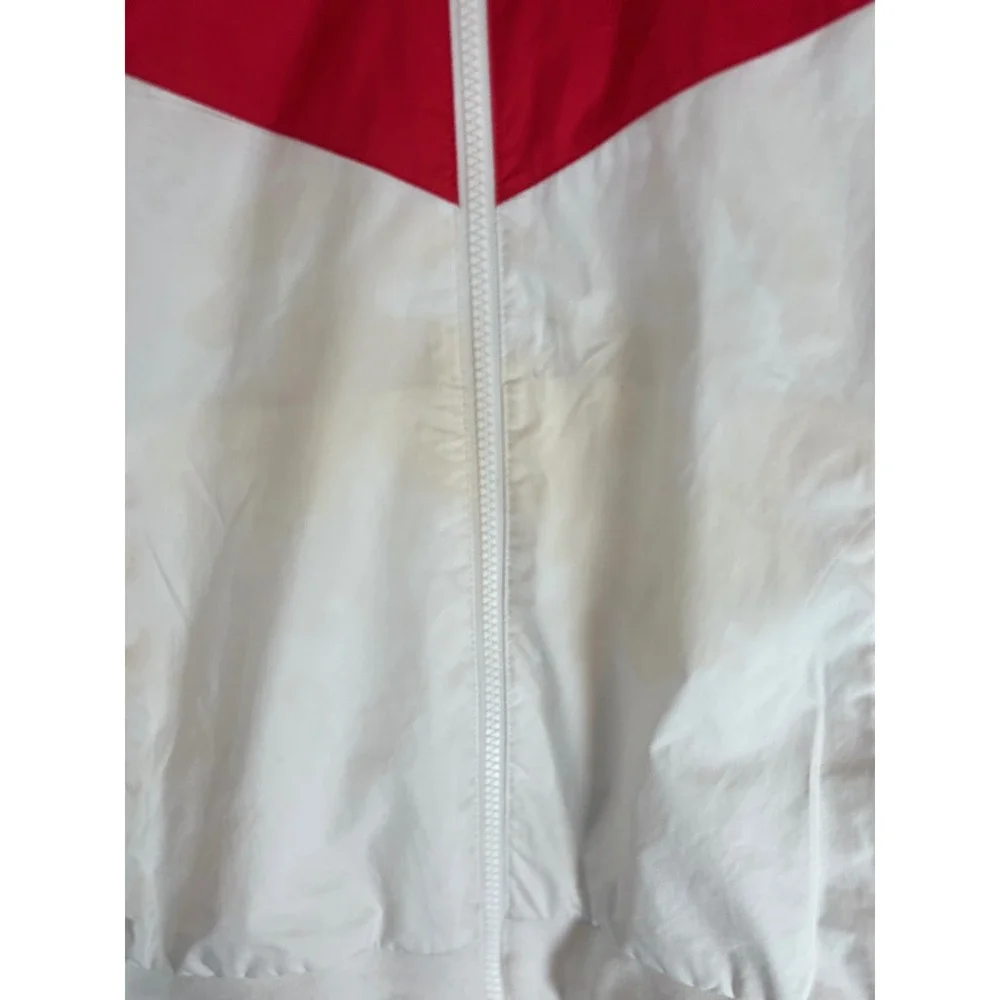 Nike kids windrunner