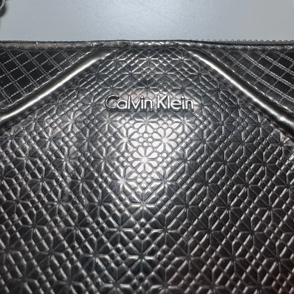 Calvin Klein calvin klein