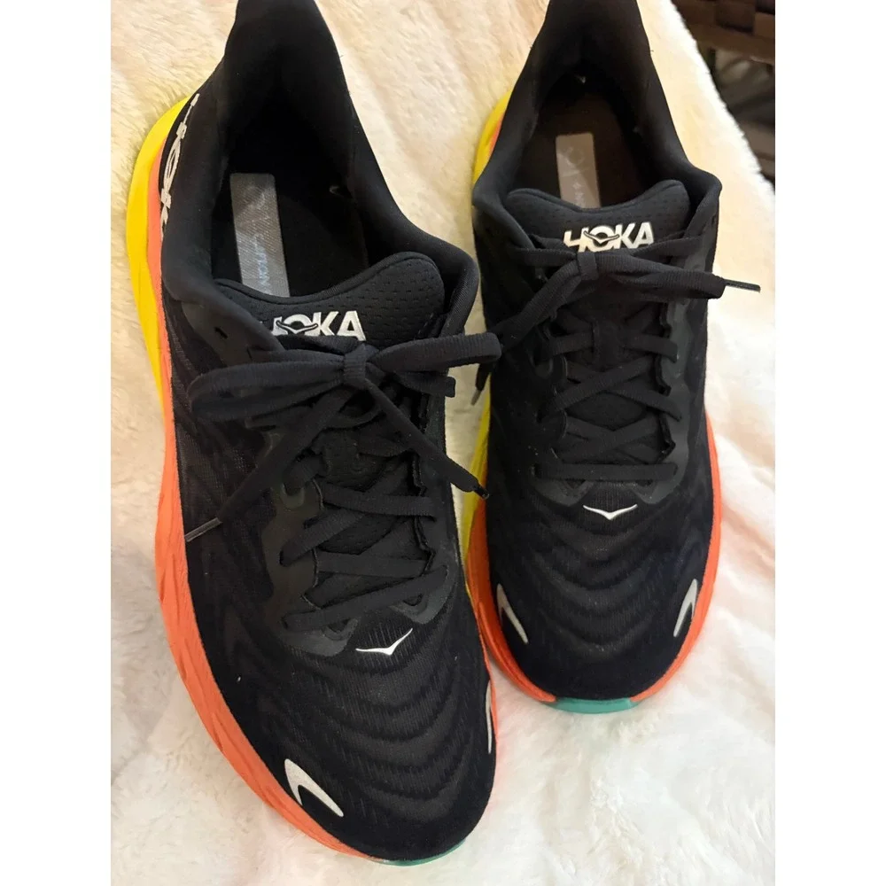 Hoka One One hoka one