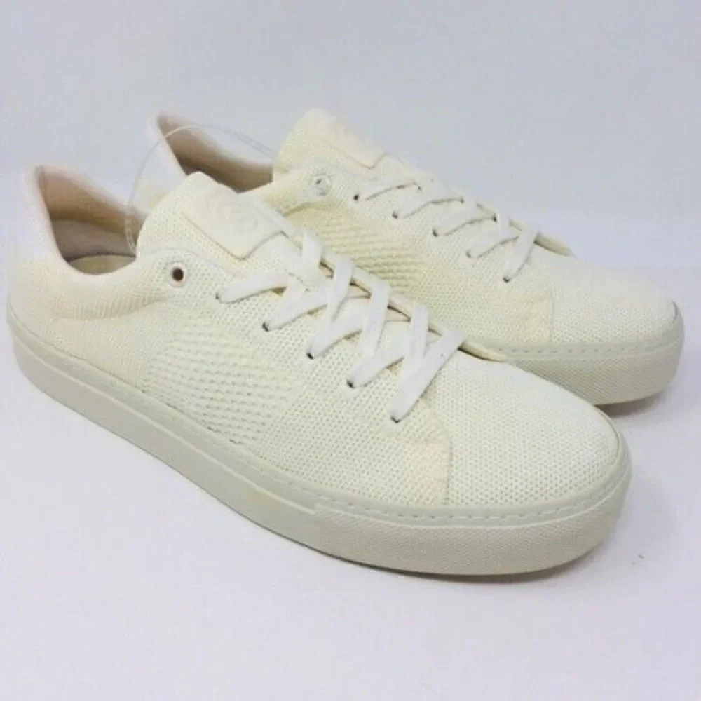 Greats knit lace