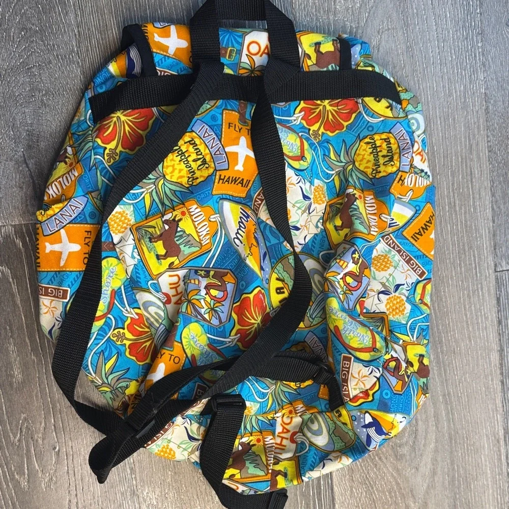 Maui Island featuring all Hawaiian islands Backpack 0288