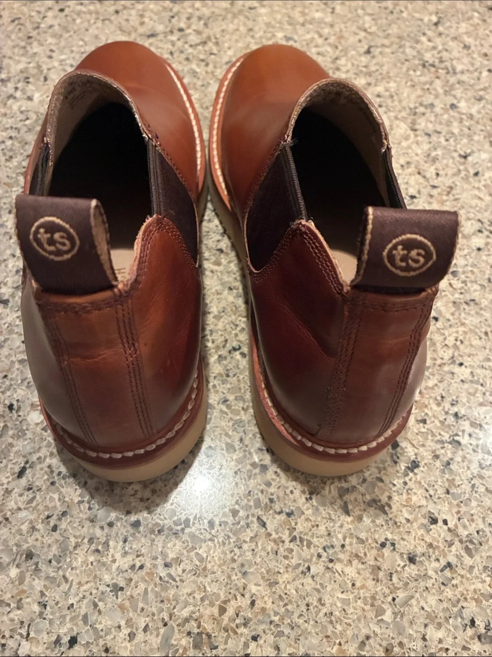 Taylor Stitch welt without smart