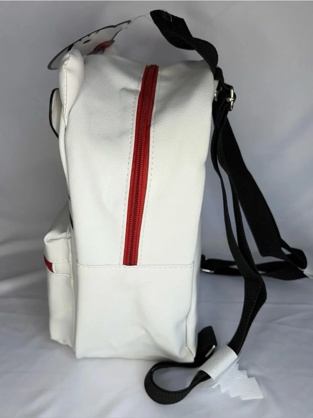 NEW with Tags ~ HELLO KITTY Sanrio White Mini Backpack Purse Red Bow Zipper Pull
