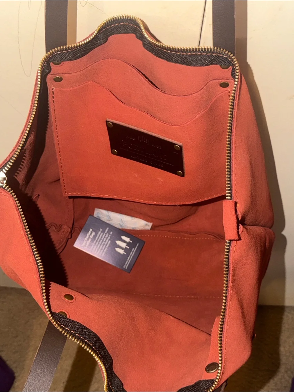 NWT Portland Leather Large Zippered Cinnabar Tote