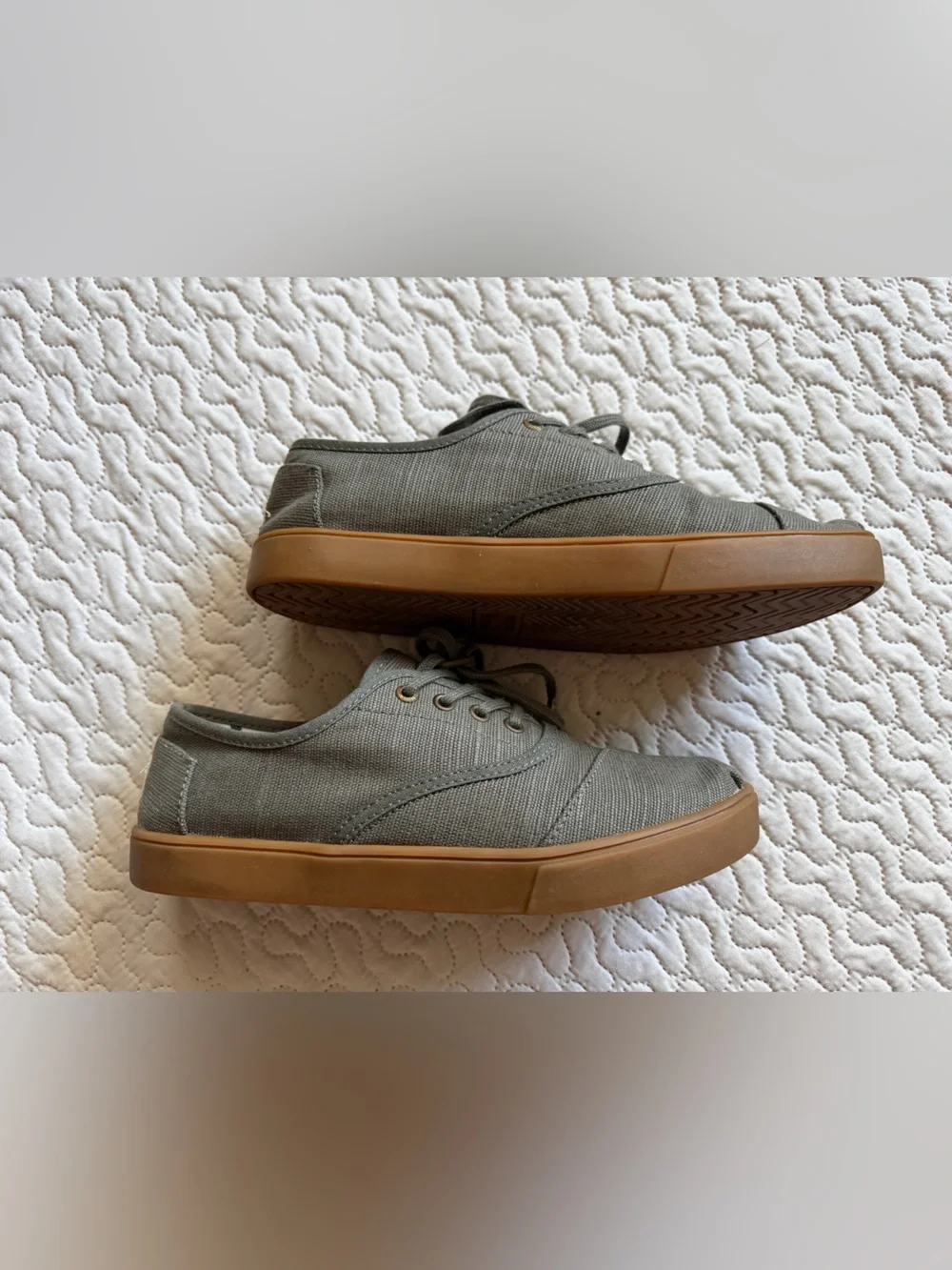 Toms item very