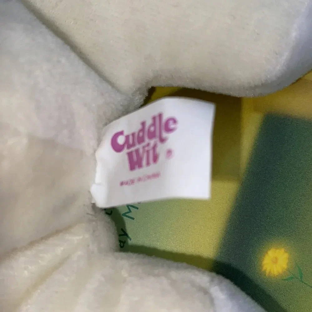 Cuddle Wit cuddlewit small