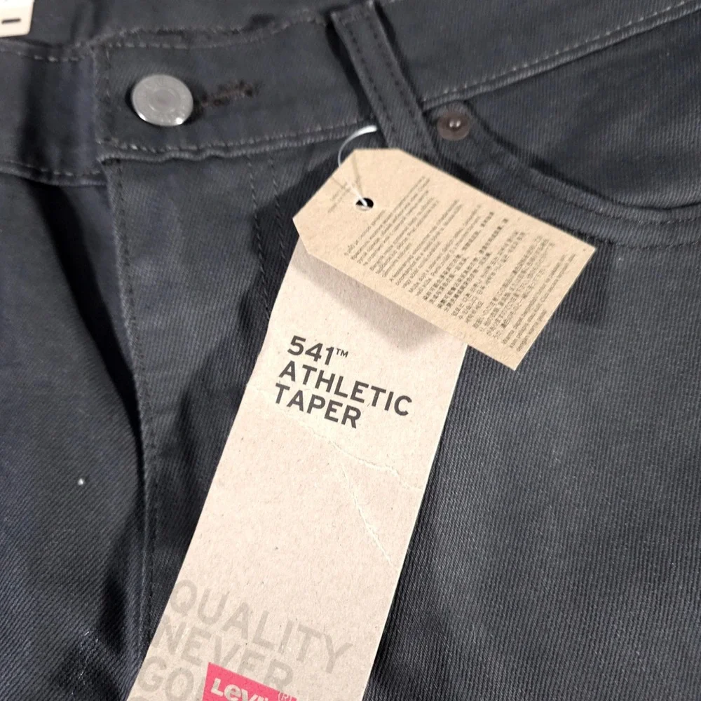 Levis levi 541