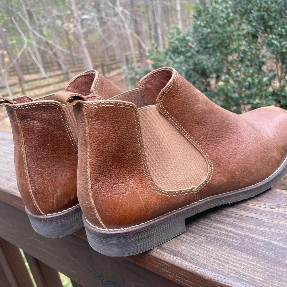 SEASALT DELUXE Size 40  Woman’s Booths