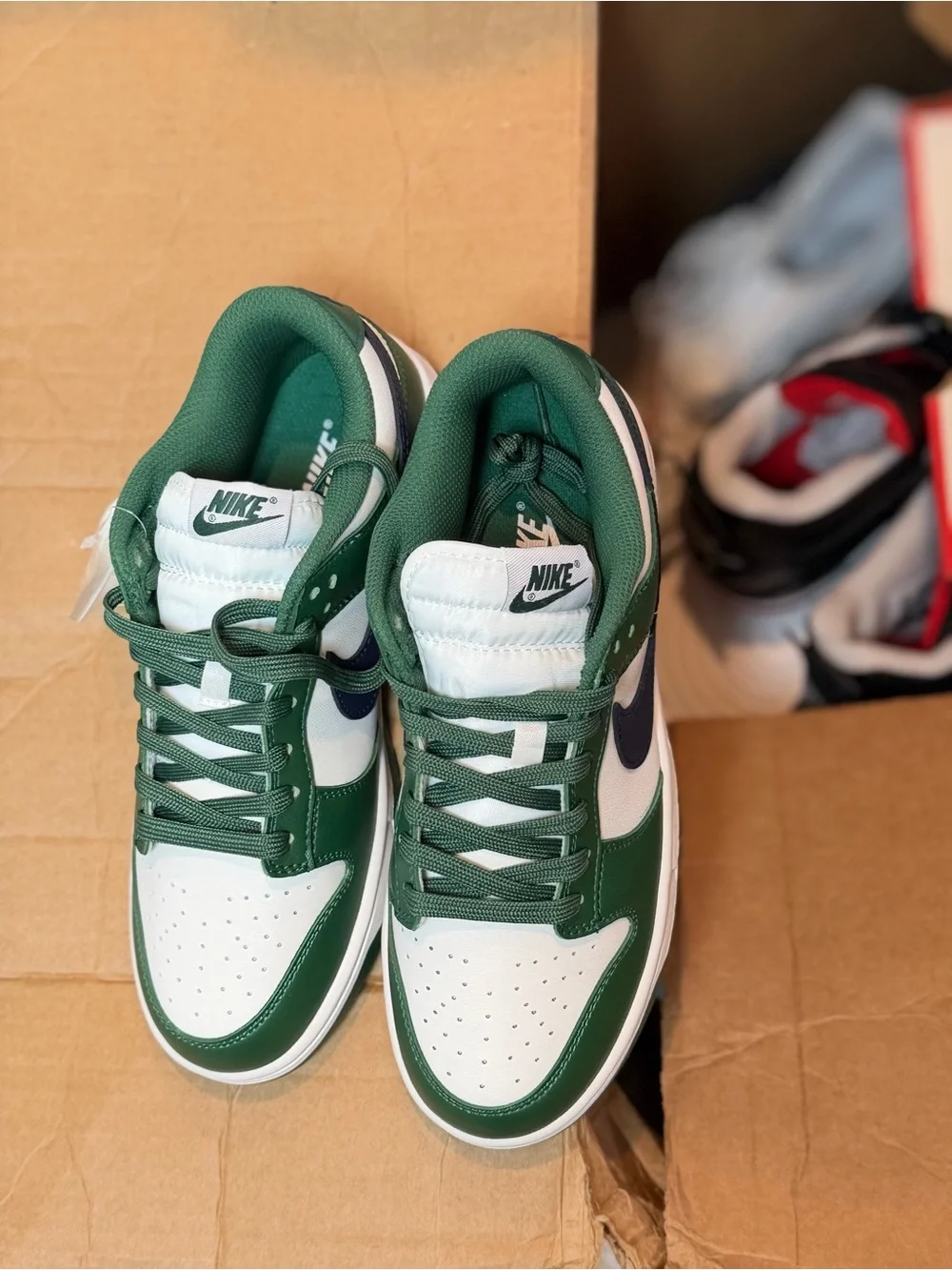 Nike sporty sneakers