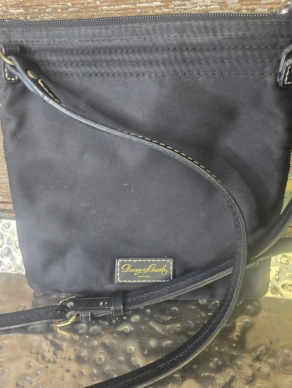 Dooney & Bourke 🖤 practical